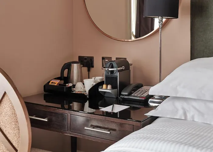 Montagu Place Hotel